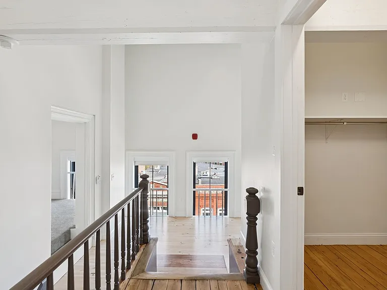 129 Main St — Photo 17
