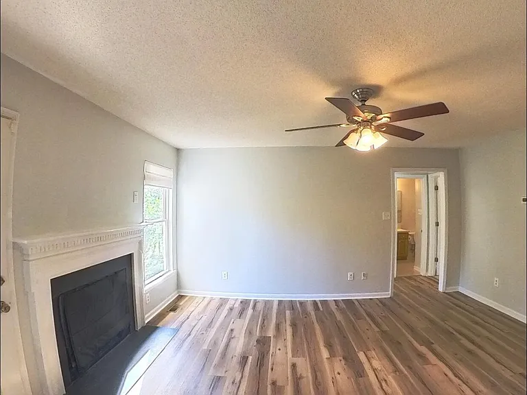 47 Forestdale Dr — Photo 6