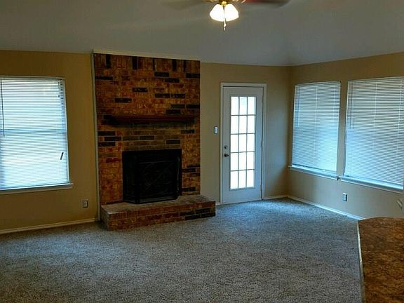 2nd image of 2206 Wembley Downs Dr