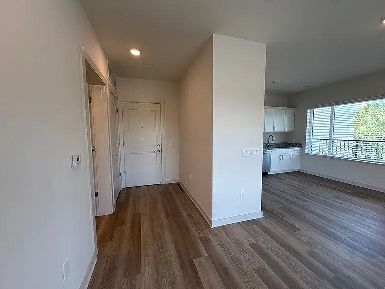 Flats at Southside Gardens — Photo 24
