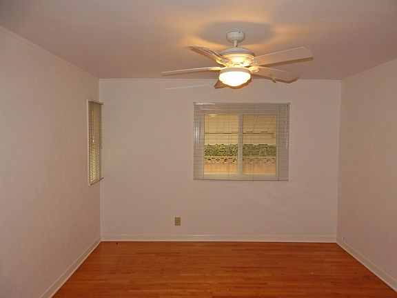 5th image of 24256 Park St