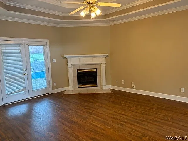 3 bed, 2.0 bath, 2010 sqft, $2,100 — Photo 3