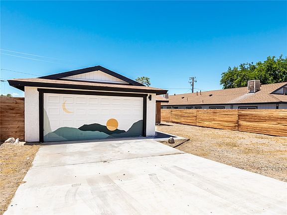 2nd image of 62044 Valley View Cir