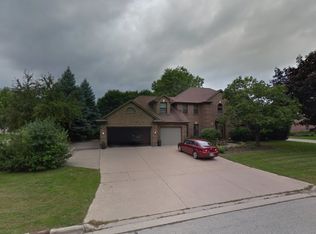 150 Windward Ct, Green Bay, WI 54302