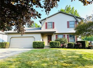511 Dorchester Dr, Hubbard, OH