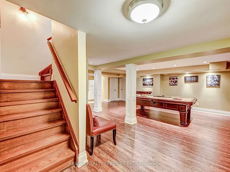 1570 Tipperary Ct — Photo 32