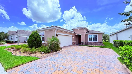 1102 S Victoria Hills Dr S Photo 1