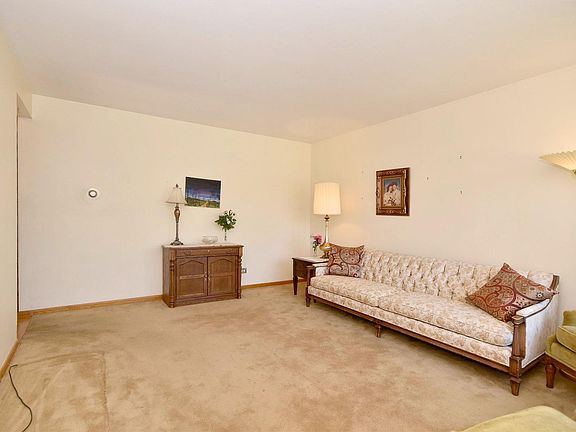5th image of 4832 N Orange Ave
