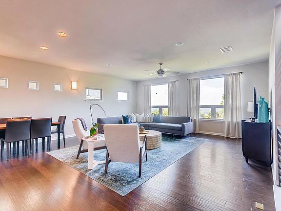 5th image of 1142 Lost Creek Blvd APT 1