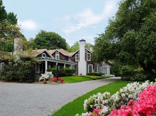 14 Horse Hollow Rd, Locust Valley, NY 11560