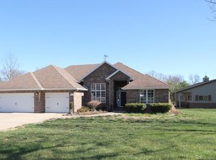 5147 W Skyler Dr, Springfield, MO 65802