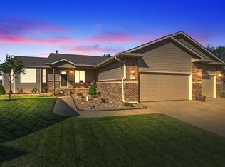 13913 W Lost Creek Cir, Wichita, KS 67235