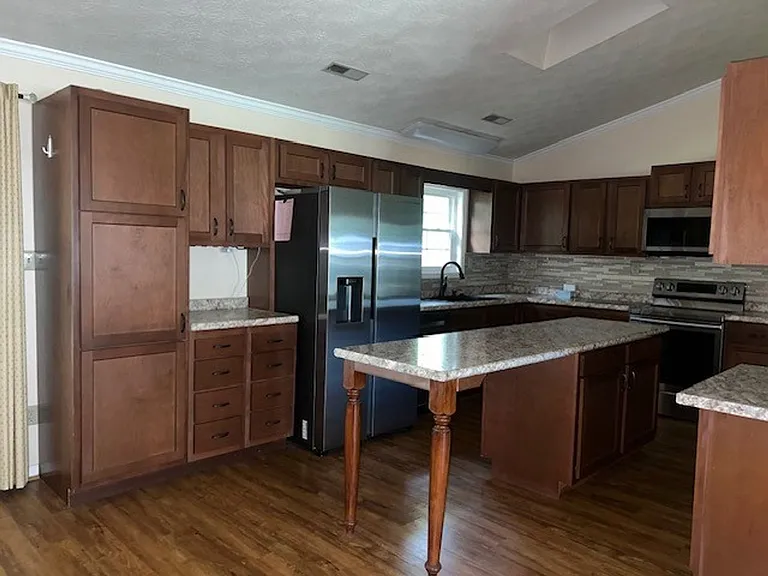 111 Faulkner Rd — Photo 8