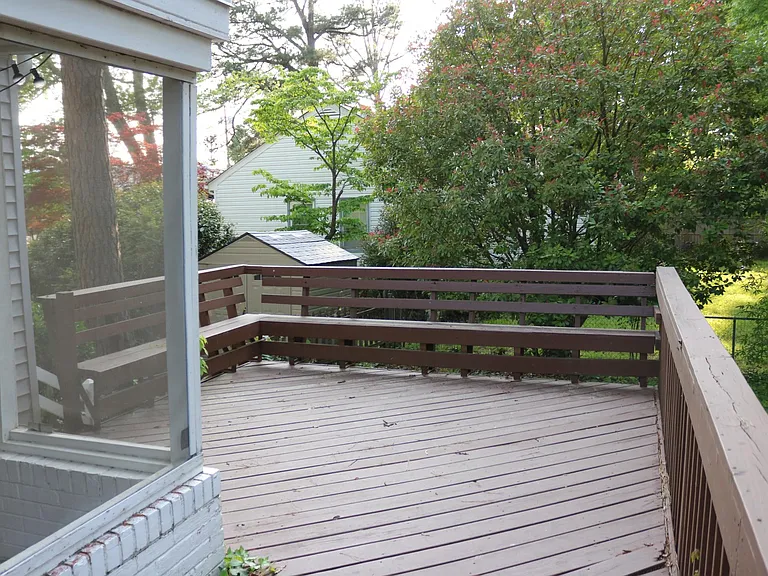 8516 Wetherly Dr — Photo 18