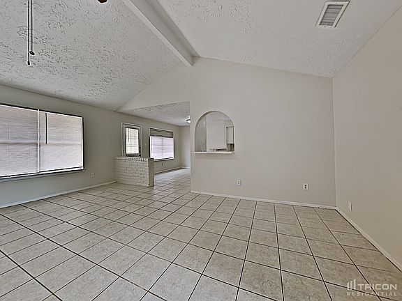 4th image of 13115 Bassford Dr