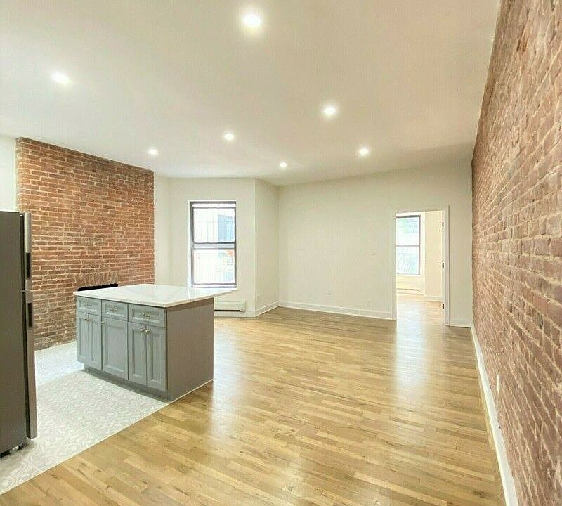 1st image of 216 W 104th St APT 5-D