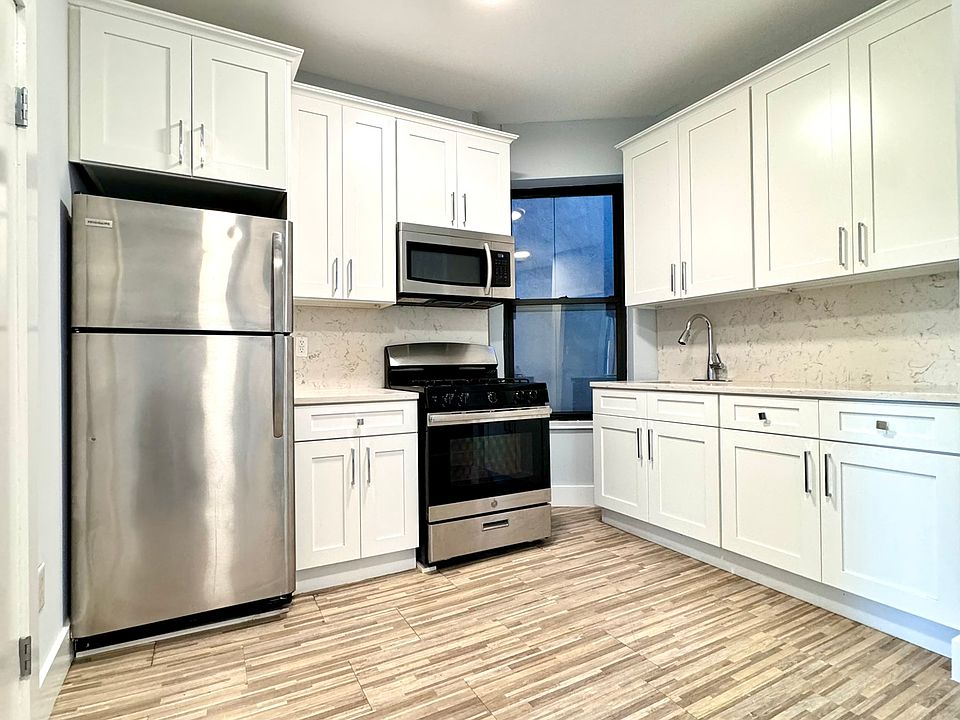 1st image of 463 W 43rd St APT 5