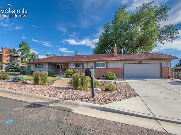 5th image of 2918 Highland Dr