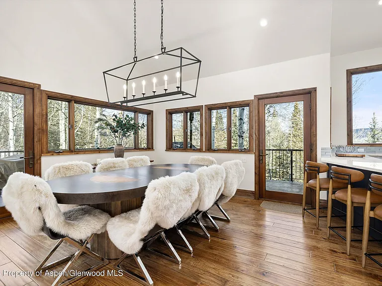 435 Faraway Rd — Photo 8