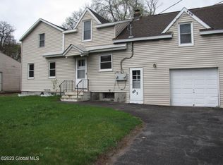 821 Kings Rd, Schenectady, NY 12303