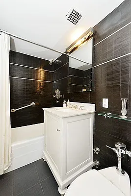 Sold by Kian Realty | media 6