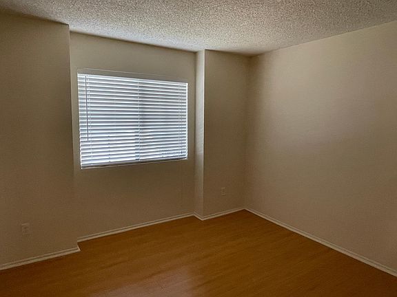 3rd image of 17247 Roscoe Blvd #A