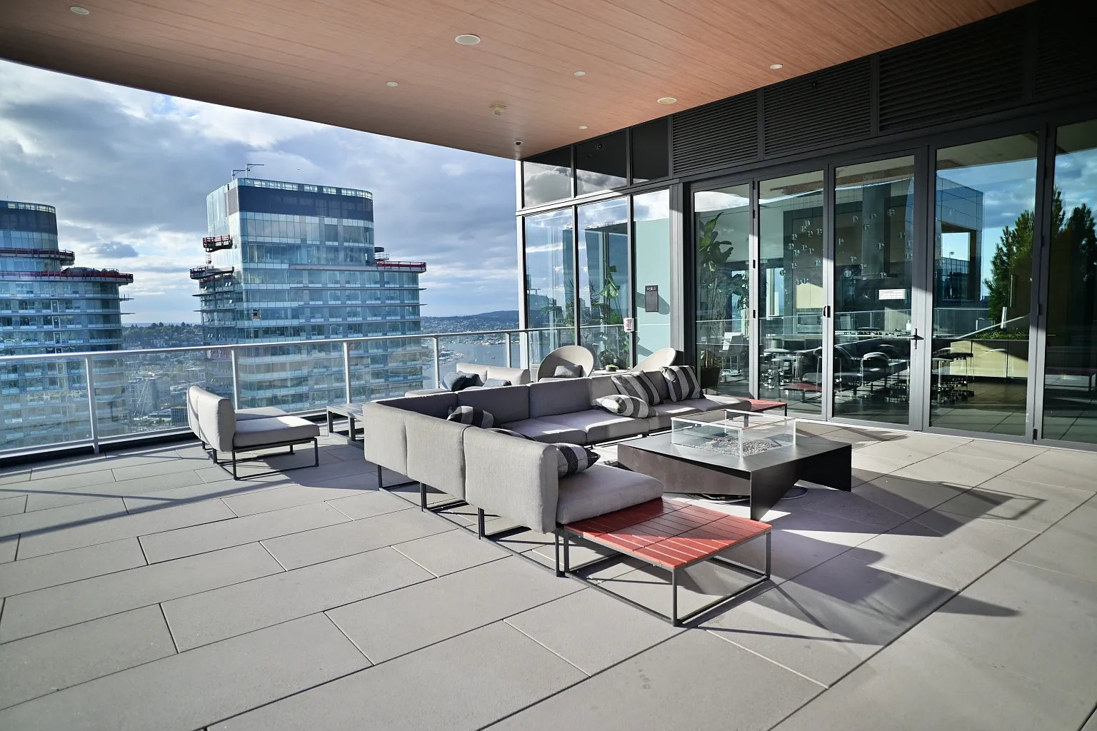 1 bed, 625 sqft, $2,800 — Photo 3