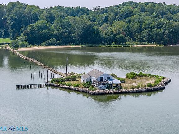 2nd image of 2977 Butylo Rd