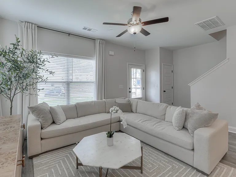 1801 Townhomes — Photo 11