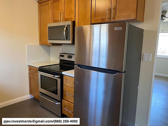 2nd image of 218 Echo Ave APT 3
