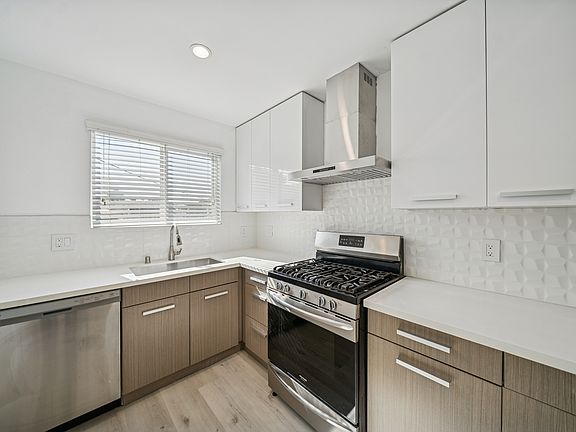 3rd image of 252 S New Hampshire Ave #5a5b68117