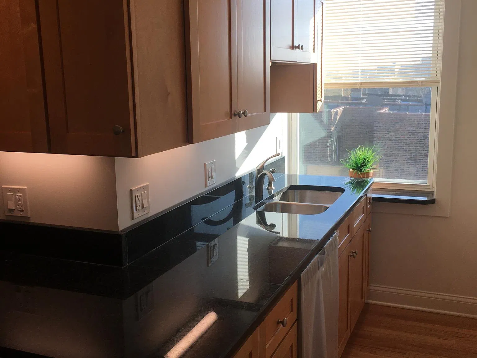 1044 N Spaulding Avenue — Photo 3