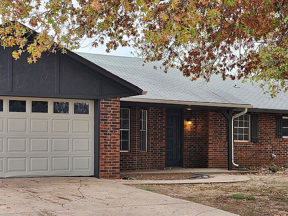 2nd image of 2413 Meadowlane