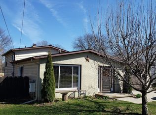 1006 N Chipman St, Owosso, MI 48867