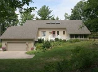 181 Peninsula Hills Dr, Traverse City, MI 49686