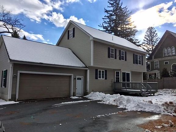 2nd image of 805 Westford St
