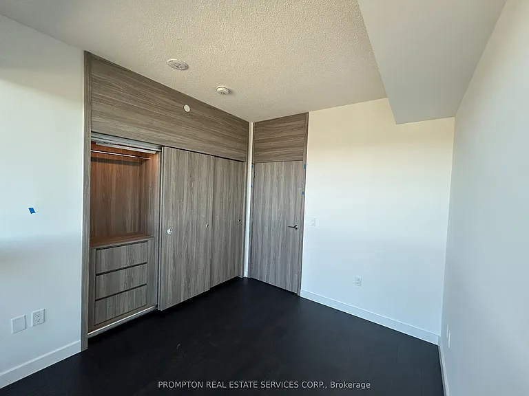 75 Billes Hts #2102 — Photo 15