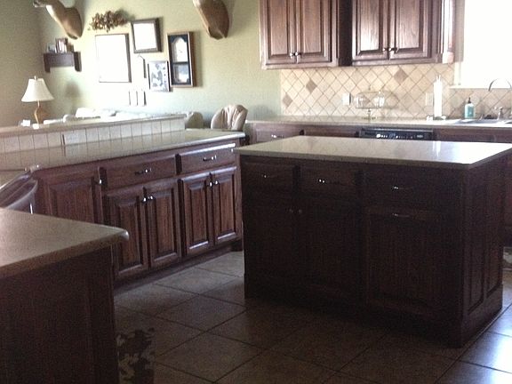 3rd image of 207 Valentine Dr