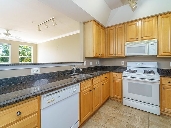 4th image of 9490 Virginia Center Blvd Unit 334