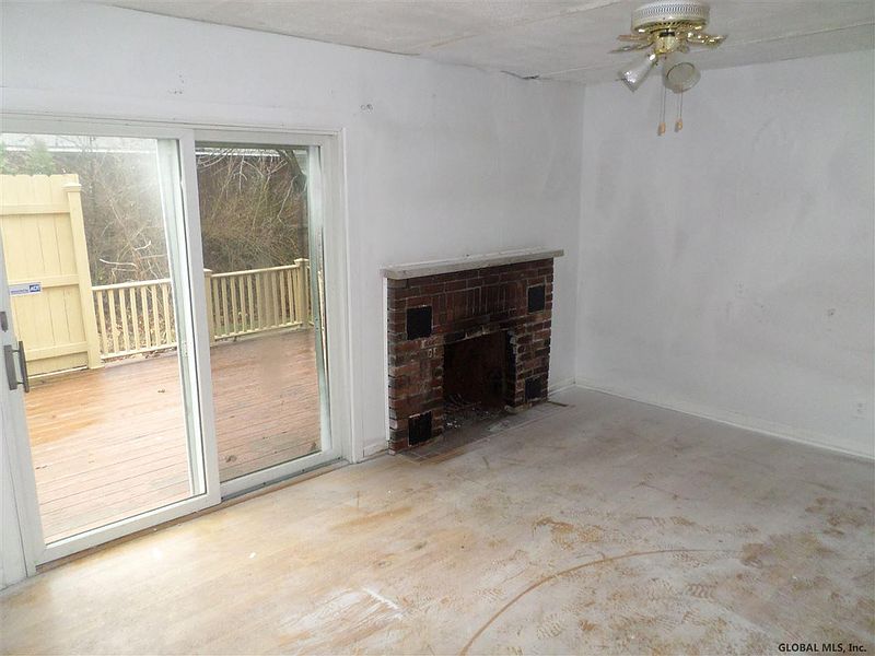 3rd image of 4 JAEGER Road