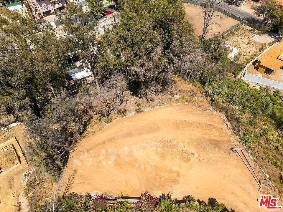 1st image of 16503 Las Casas Pl