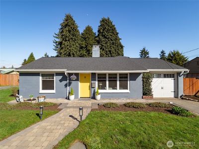 9808 Linden Avenue N, Seattle, WA, 98103