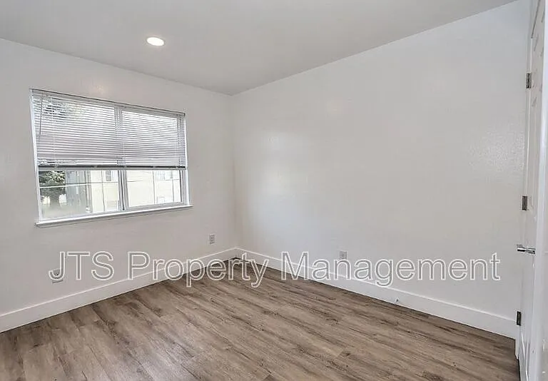 10524 Croetto Way #3 — Photo 52