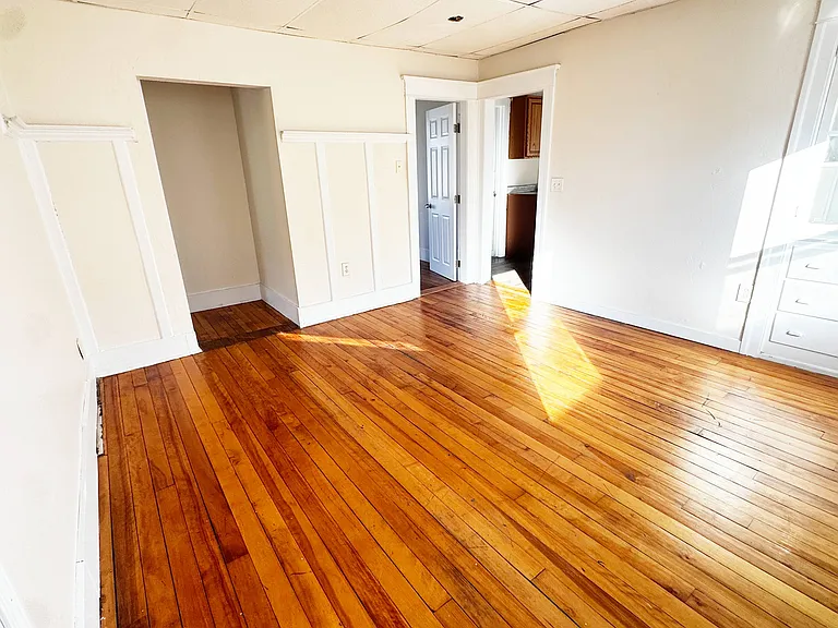 249 Shrewsbury St #3 — Photo 5