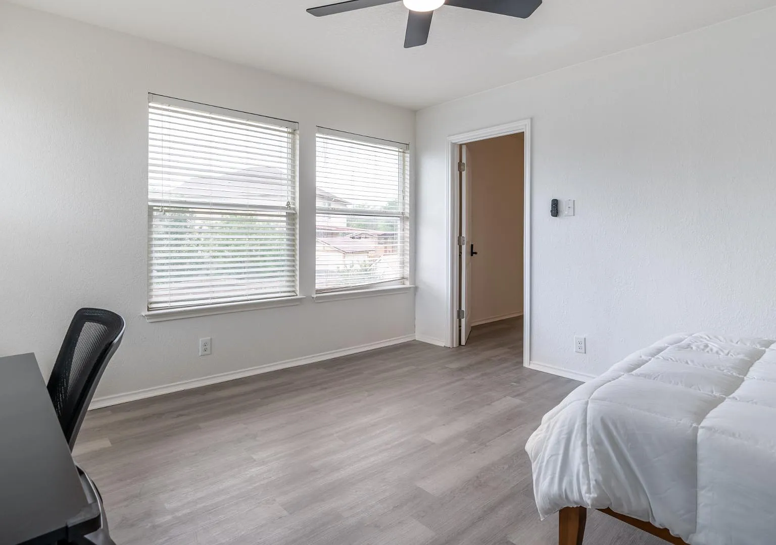 4 bed, 3.5 bath, 3114 sqft, $715 — Photo 3