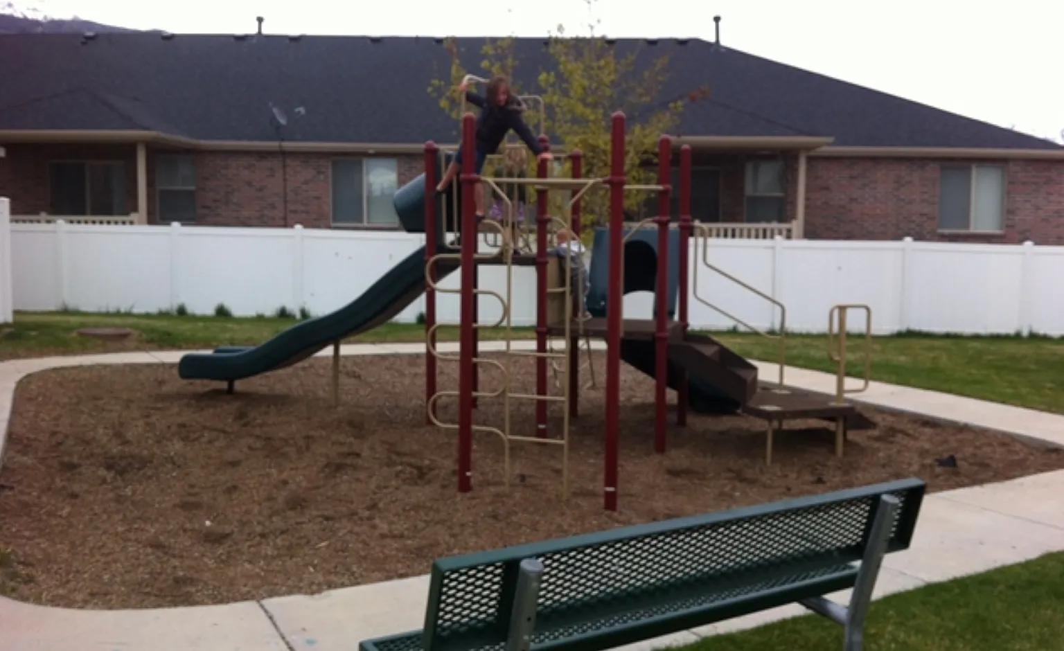 3 bed, 2.5 bath, 2000 sqft, $1,750 — Photo 4