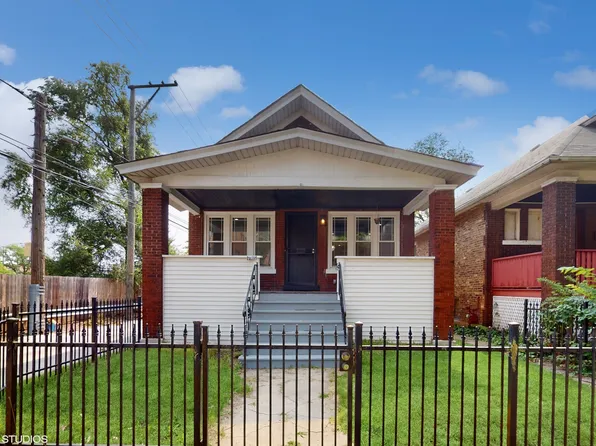 7915 S Ridgeland Ave, Chicago, IL 60617