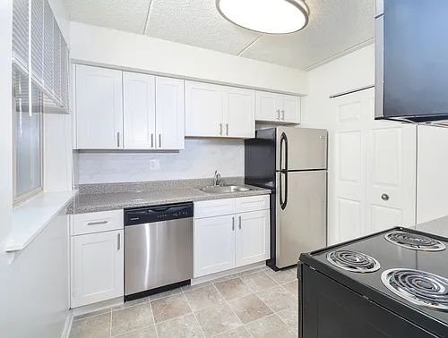 Fox Run Apartments Photo 1