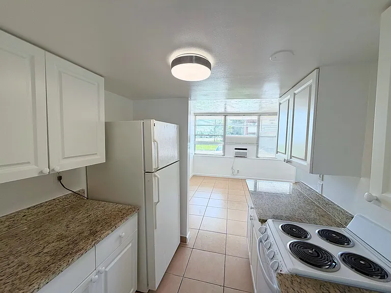4611 South Congress Ave — Photo 25