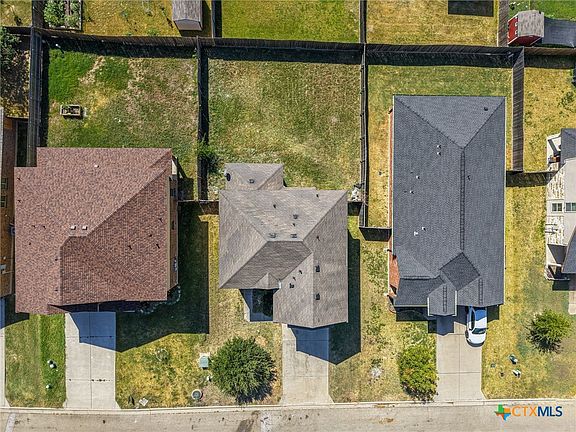 2nd image of 5810 Huntington Dr